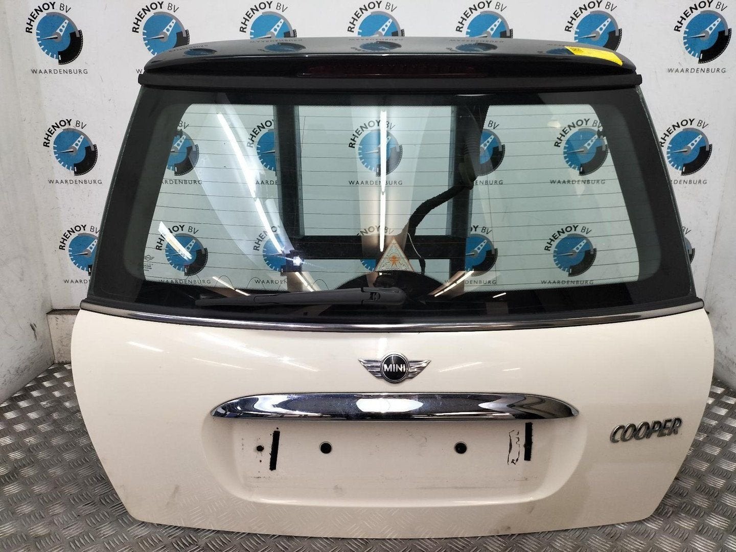 MINI (BMW) MINI 1.6 Cooper Chili  ACHTERKLEP 2004, Auto-onderdelen, Ophalen of Verzenden, Gebruikt, Stiba lid