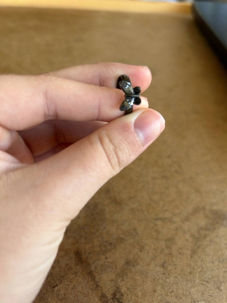 Bague noir avec papillon, Handtassen en Accessoires, Ringen, Ophalen, 20 of groter, Zwart, Zo goed als nieuw