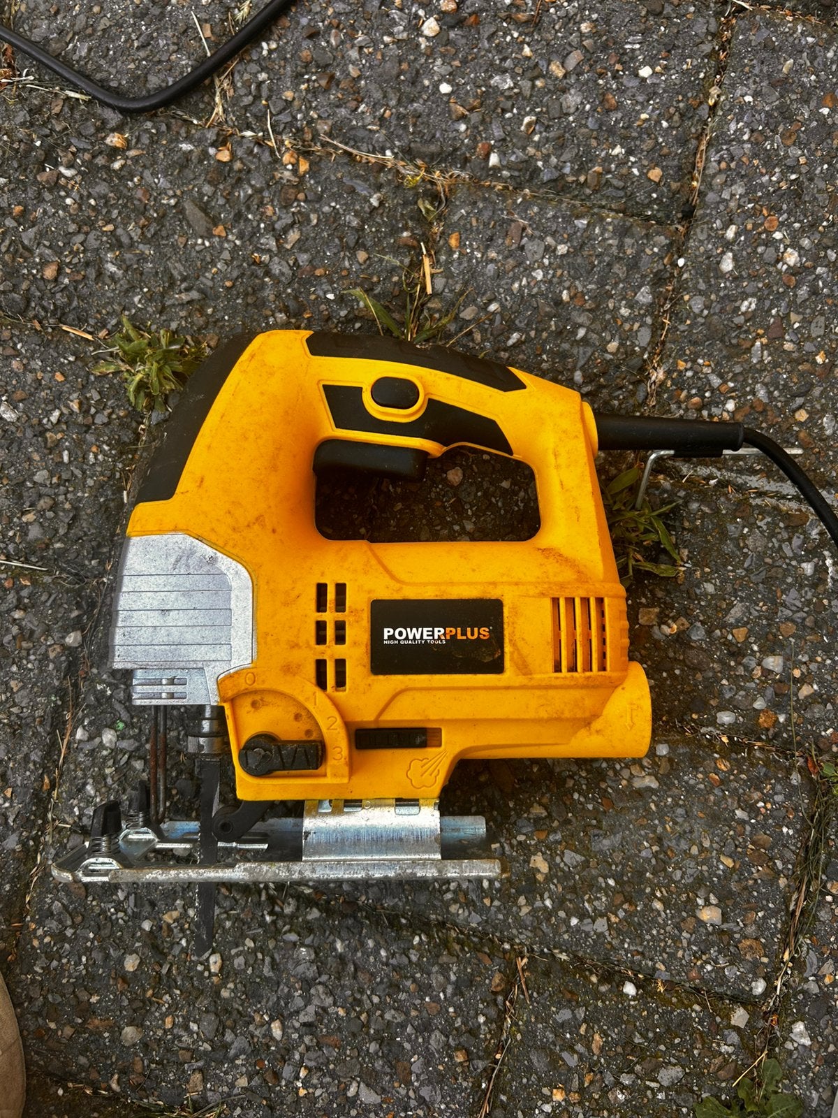 Powerplus Decoupeerzaag, Doe-het-zelf en Bouw, Gereedschap | Zaagmachines, Ophalen, Zo goed als nieuw, Decoupeerzaag