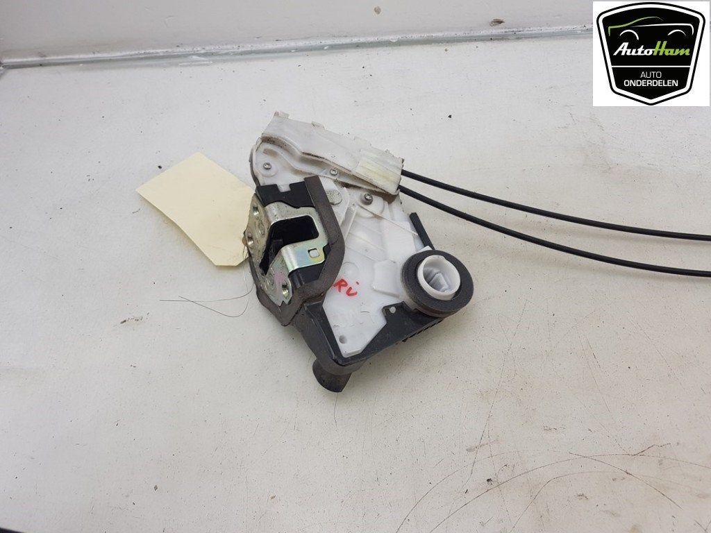 SERRURE DE PORTE RODS AVANT DROIT Toyota Yaris III (P13), Utilisé, Toyota
