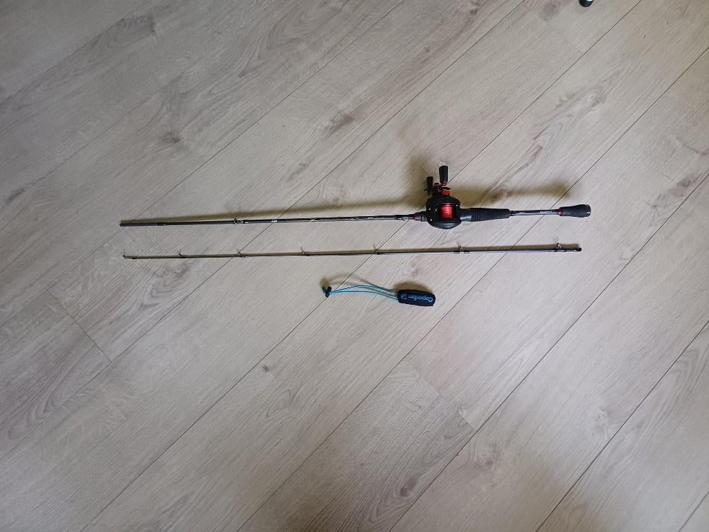 baitcaster reel, Ophalen, Zo goed als nieuw