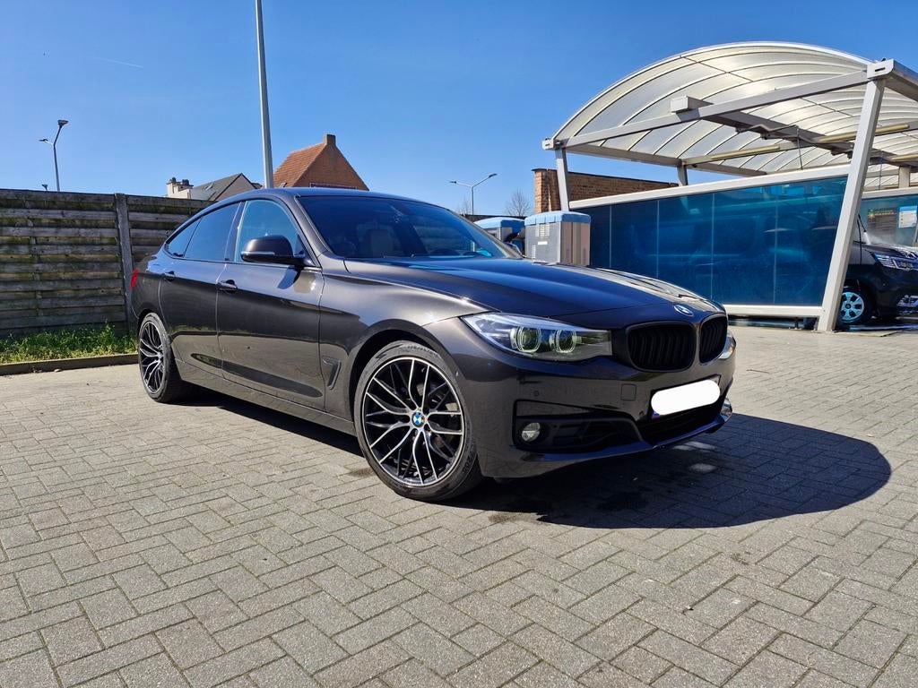 BMW 320i GT High Ex. | 360 Cam | Leder, Auto's, BMW, Particulier, Sportstoelen, Benzine, Automaat, Beige, Beige, Leder, Ophalen