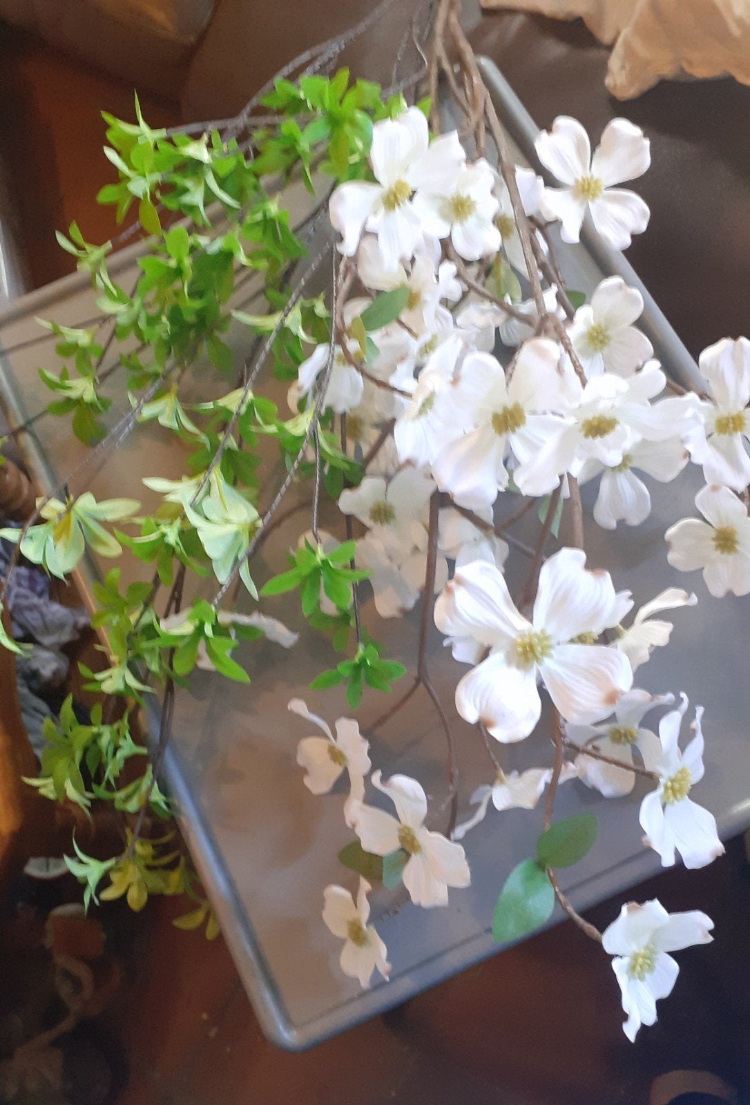 2 branche fleurs + 1 feuille soie imitation branche d'arbre, Soie, Enlèvement ou Envoi, 99 cm, Comme neuf