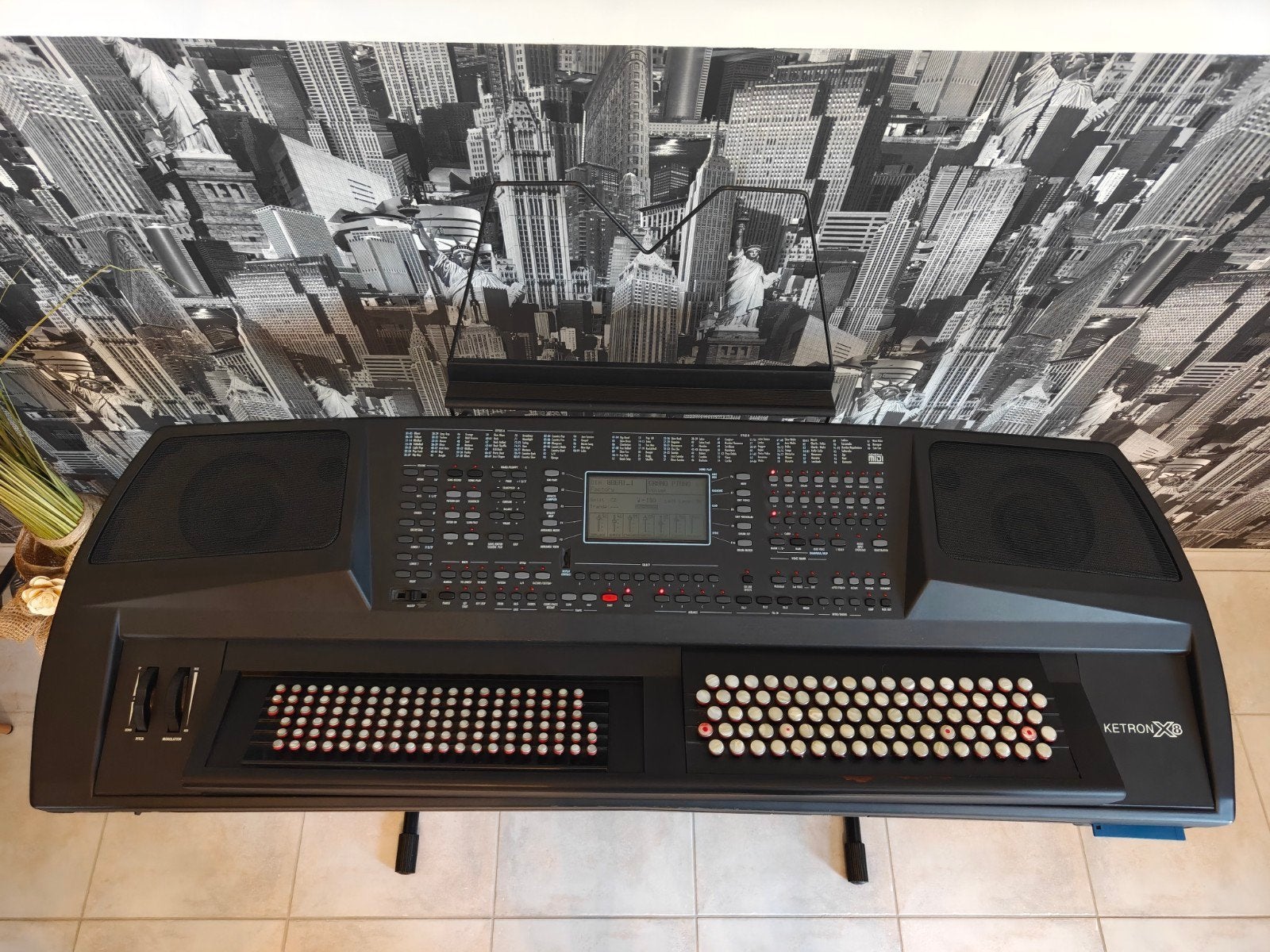 Clavier arrangeur Ketron X8 (Touches boutons) avec support Q, Muziek en Instrumenten, Ophalen
