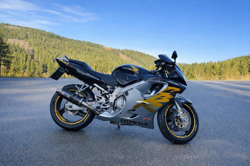 HONDA CBR600F, Sportuitlaat, Occasion, 4 cilinders, Motorrijbewijs A