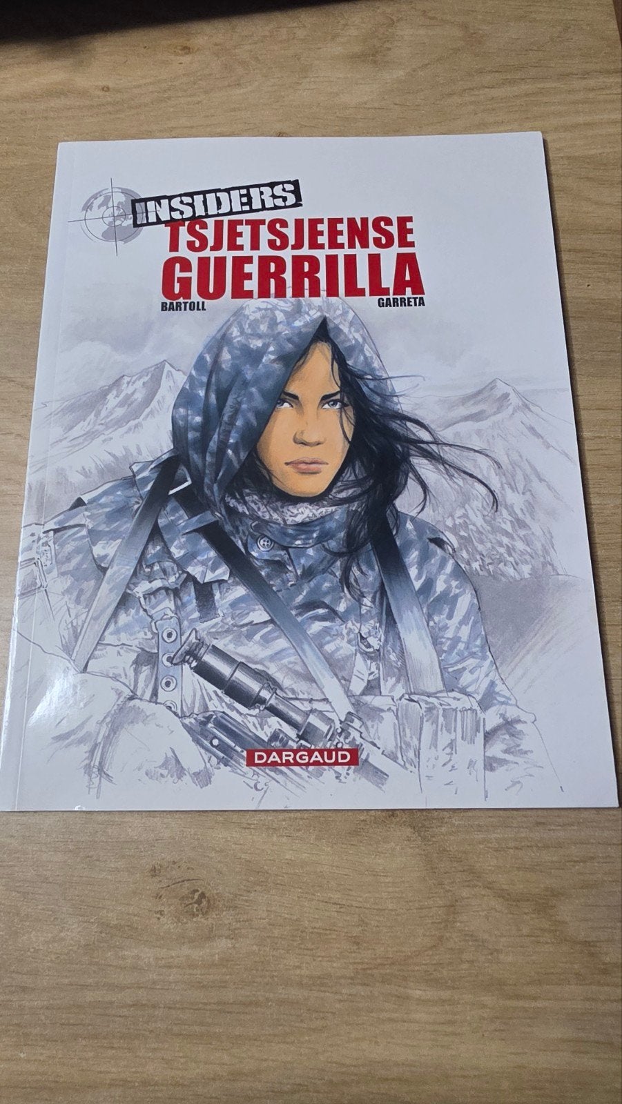 Insiders deel 1 - Tsjetsjeense guerrilla, Boeken, Ophalen