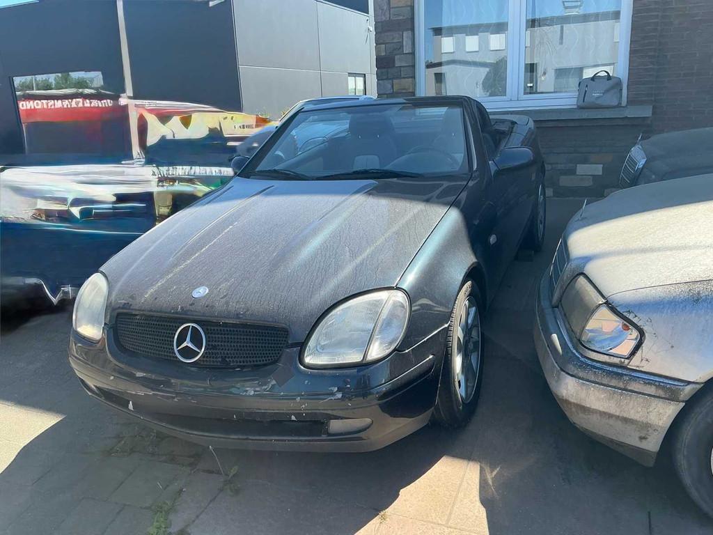 Mercedes Benz 200 Cabriolet SLK Véhicule Commercial, Autos, Camionnettes & Utilitaires, Achat, Entreprise, Boîte manuelle, Mercedes-Benz