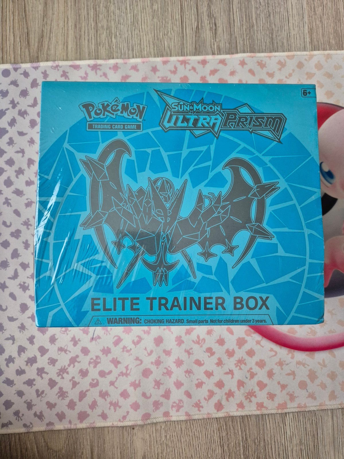 Ultra prism elite trainer box (Dawn Wings Necrozma), Enlèvement ou Envoi, Neuf