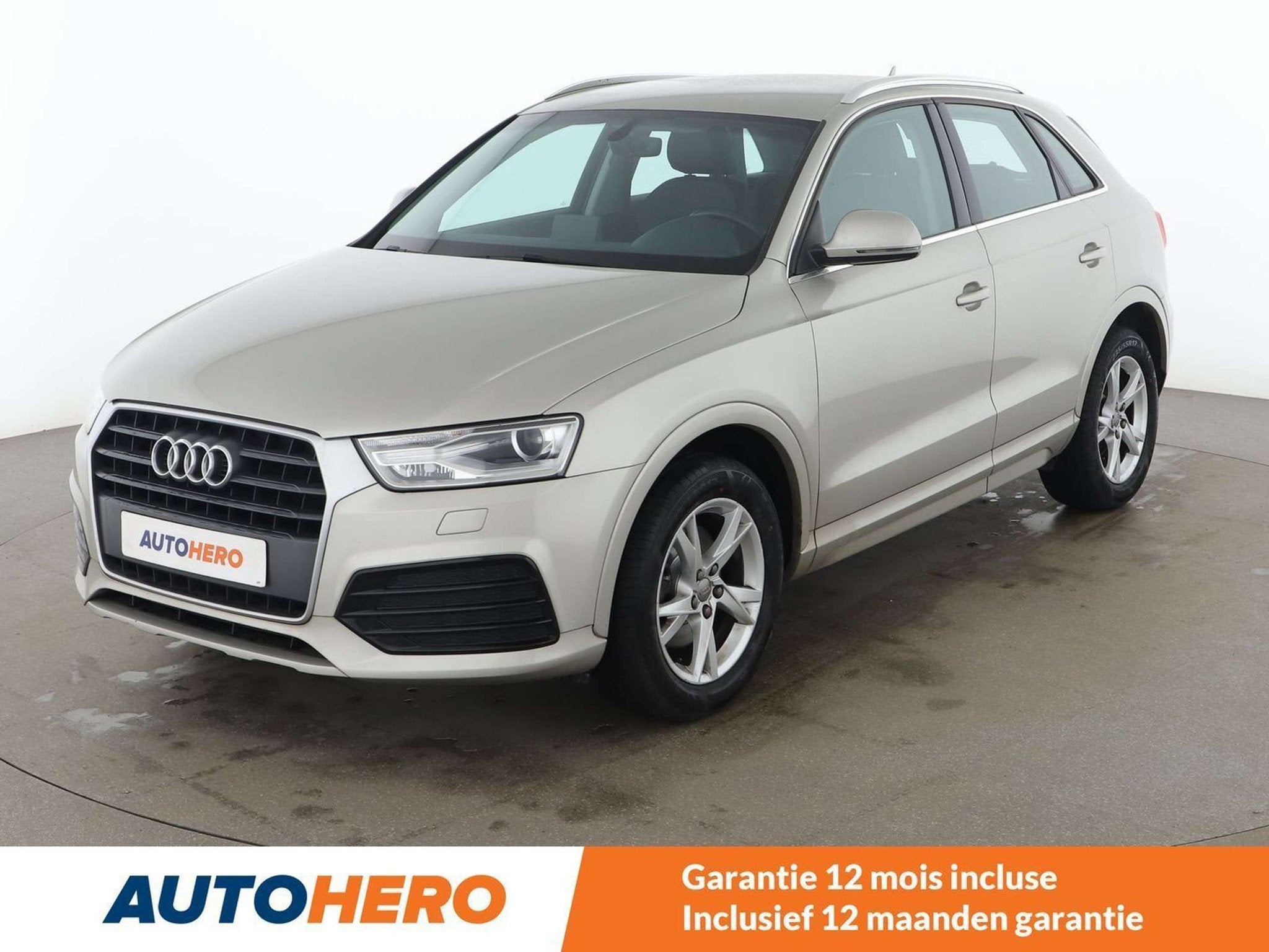 Audi Q3 1.4 TFSI ACT Sport (année de construction 2016), Autos, Audi, Argent ou Gris, Achat, 110 kW, Noir