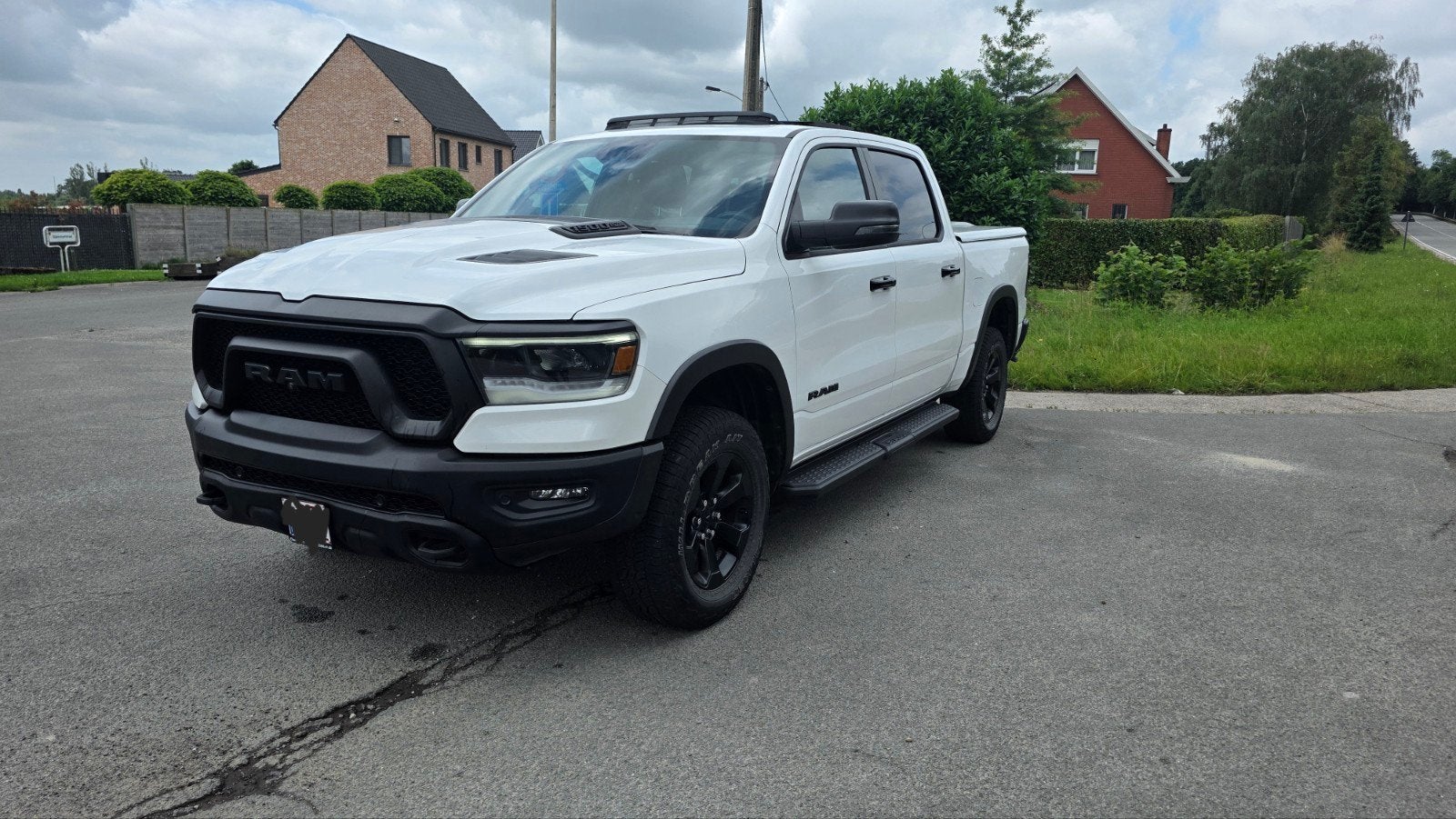 Dodge Rebel Édition Black Night, Autos, Cuir, Achat, Alarme, Noir