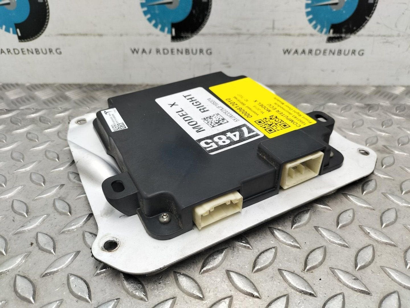 TESLA MODEL X 75D Base  COMPUTER ECU 2018, Enlèvement ou Envoi, Utilisé, ARN reconnu