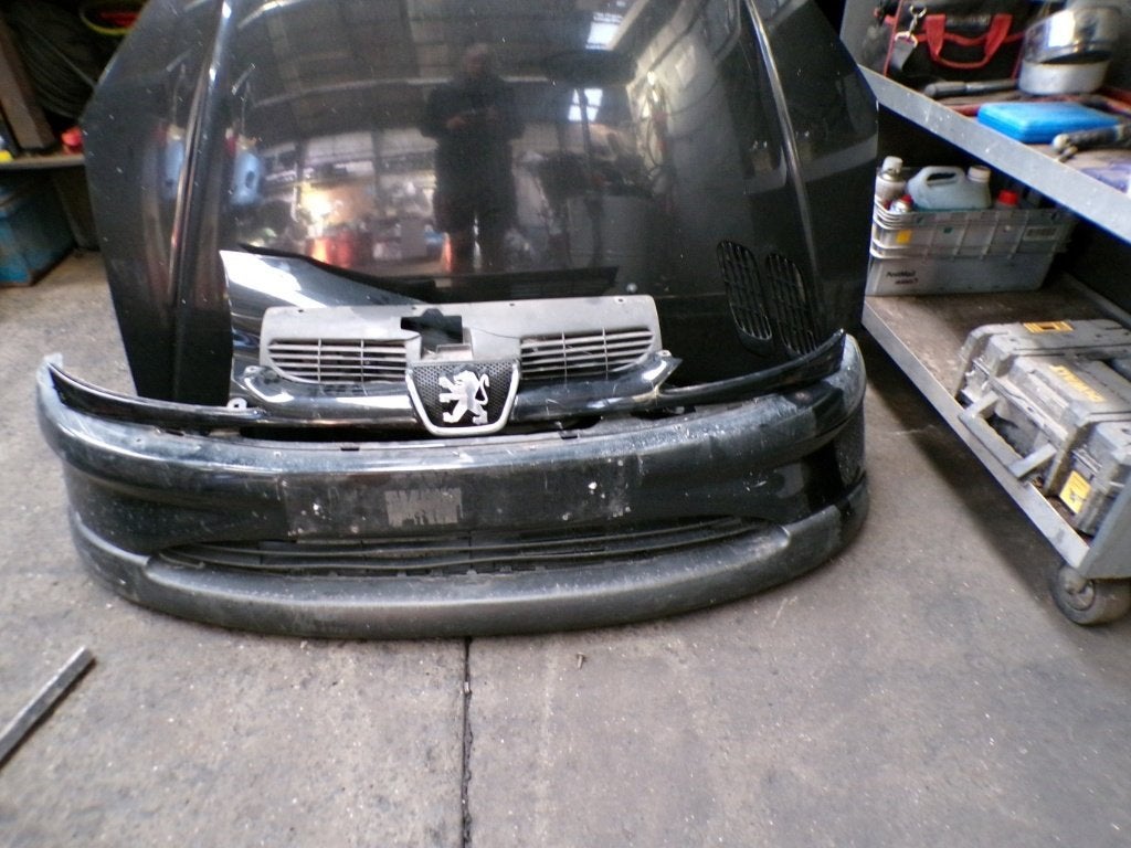 Pare choc avant Peugeot 206 1998-2009 LP/15659, Pare-chocs, Enlèvement, Utilisé, Avant
