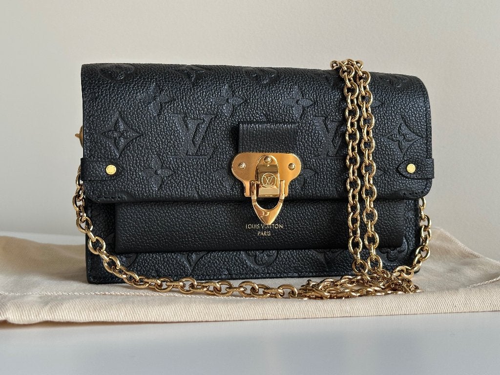 Portefeuille à chaîne Louis Vuitton Vavin, Bijoux, Sacs & Beauté, Sacs | Sacs Femme, Comme neuf, Sac à main, Noir, Enlèvement