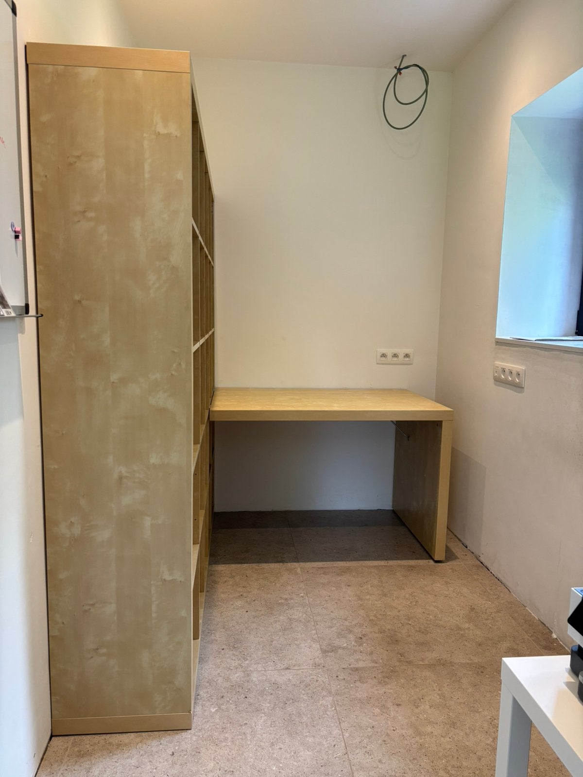 Bureau avec armoire IKEA Kallax (chêne), Enlèvement, Espace de rangement, IKEA