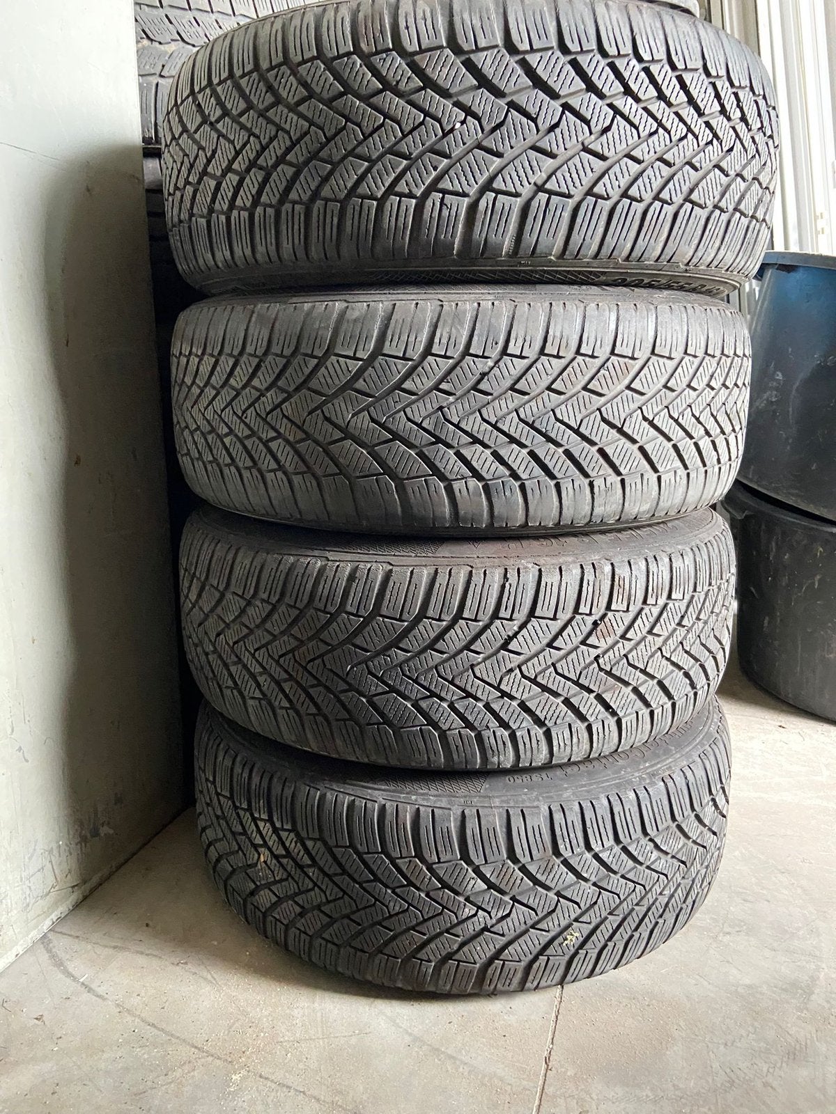 4 jantes tole pneus hiver mercedes, Enlèvement ou Envoi, Pneus hiver, Pneu(s)