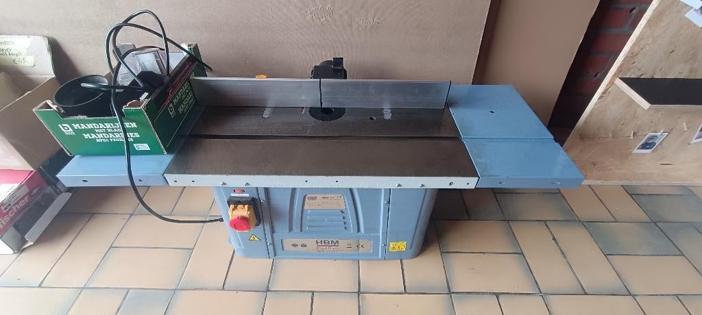 HBM 40 Houtfreesmachine, Enlèvement