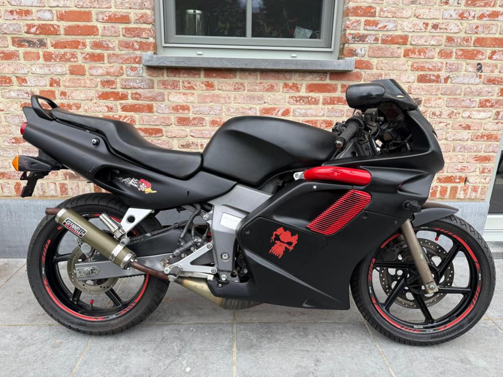 Honda nsr 125 cc en onderdelen, Ophalen