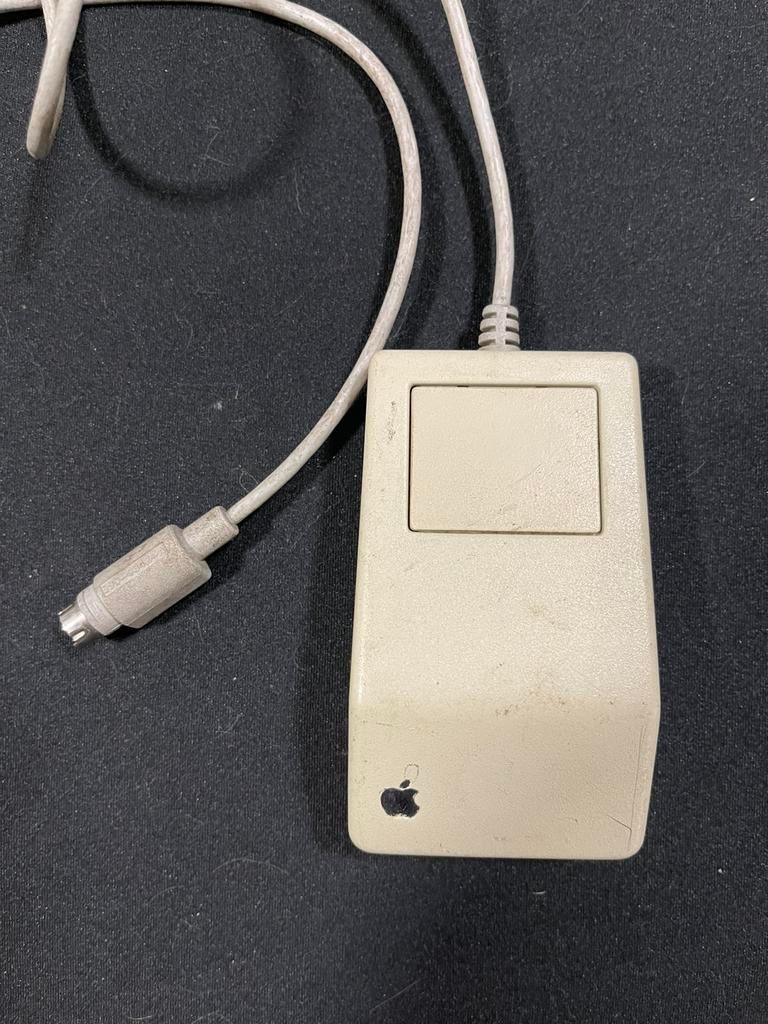 Souris Vintage Apple Desktop Bus Mouse (G5431) - Collector, Computers en Software, Muizen, Gebruikt, Muis, Bedraad, Ophalen of Verzenden
