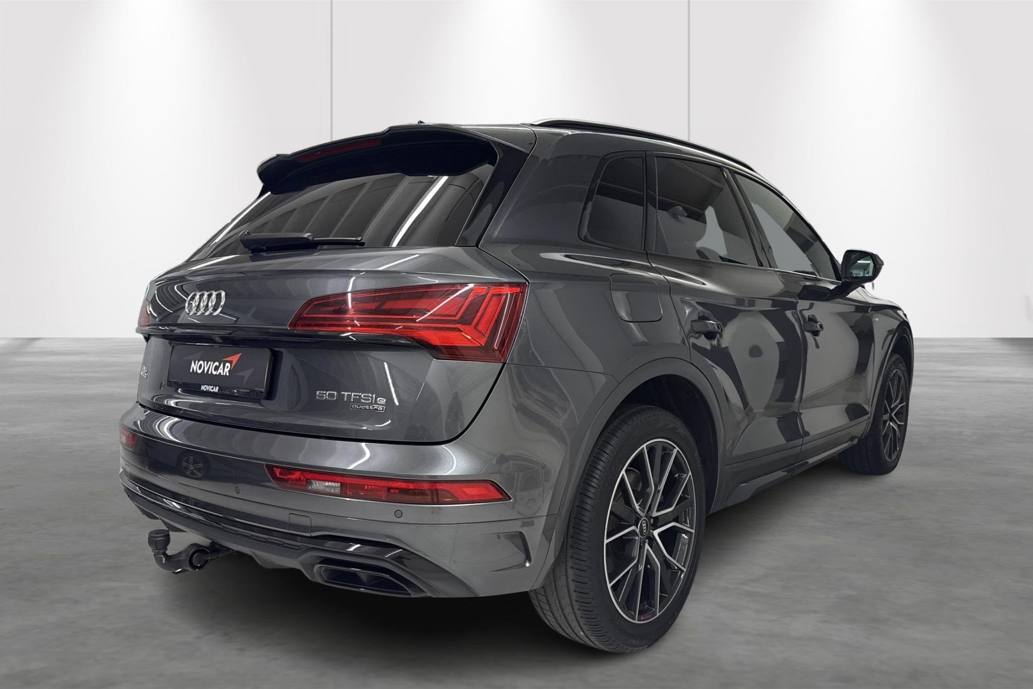 Audi Q5 S-Line 50TFSI-e S-tronic quattro + TREKHAAK + LEDE, https://public.car-pass.be/vhr/e39c64e0-ddd7-4c69-ad3b-89863722d5e4
