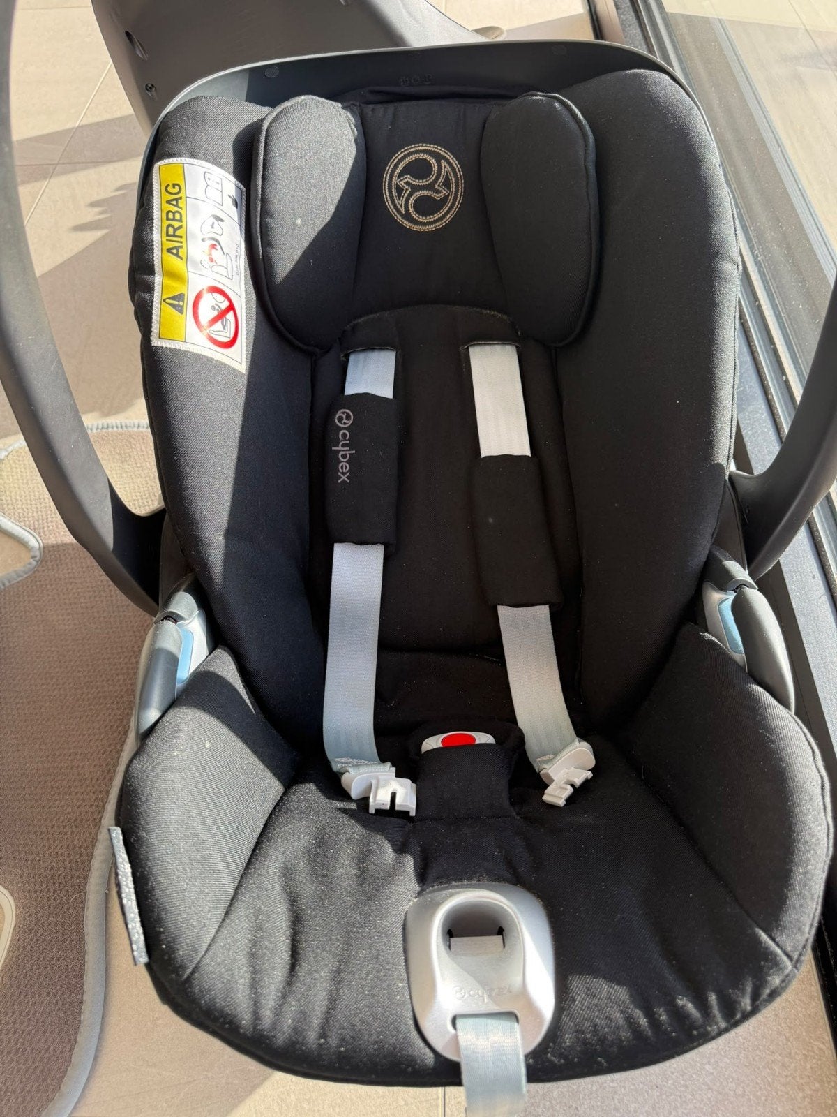 Cybex Platinum autostoel, Enlèvement