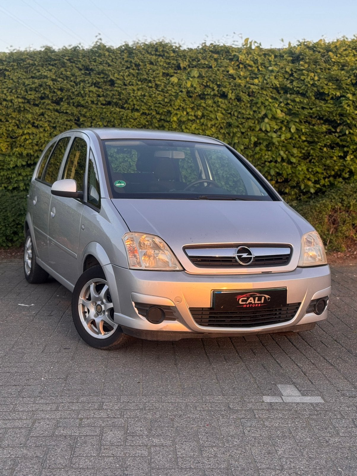 Opel Meriva 1.4 Benzine,Airco, 1 JAAR GARANTIE, Elektrische ramen, Handgeschakeld, 5 deurs, Particulier
