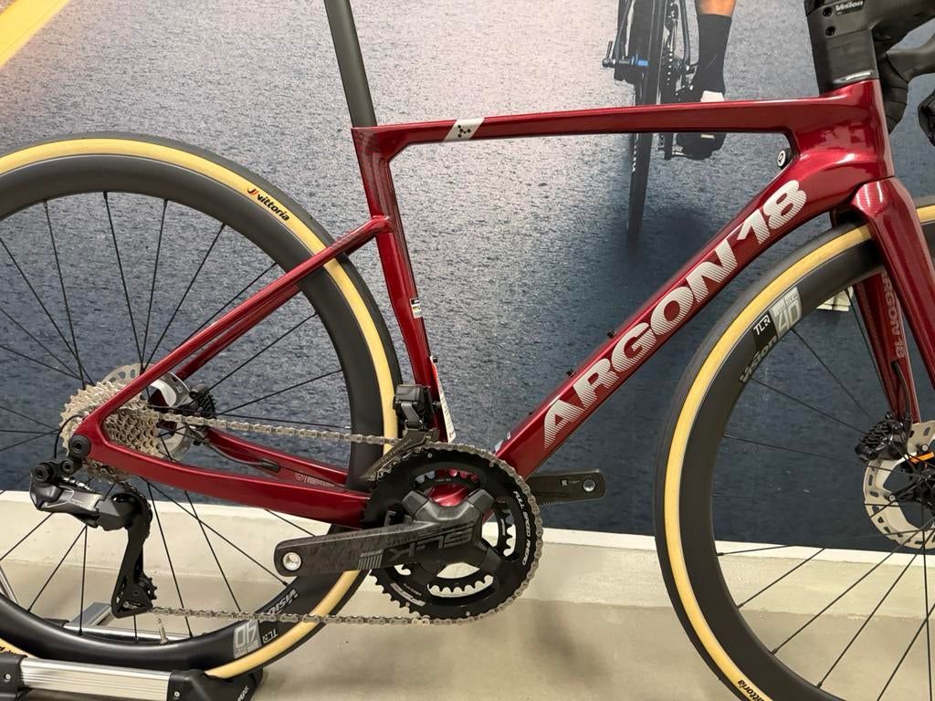 Roue/volant en carbone Argon18 Sum -Shimano Ultegra - Vision, Vélos & Vélomoteurs, Vélos | Vélos de course, Neuf, Autres marques
