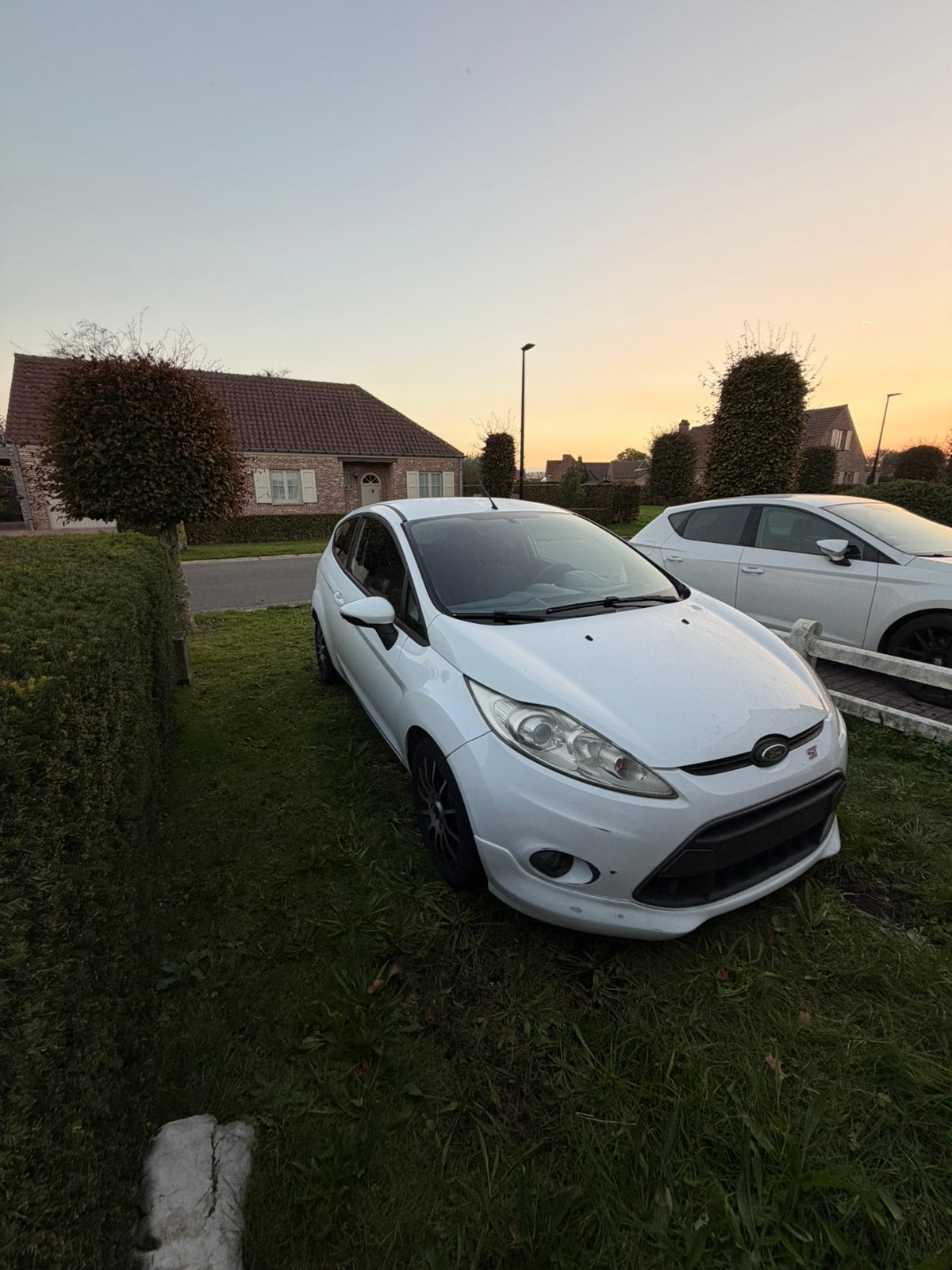 Ford Fiesta 1.6 TDCi, 172.000 km, Auto's, Zwart, Wit, Particulier, Euro 4