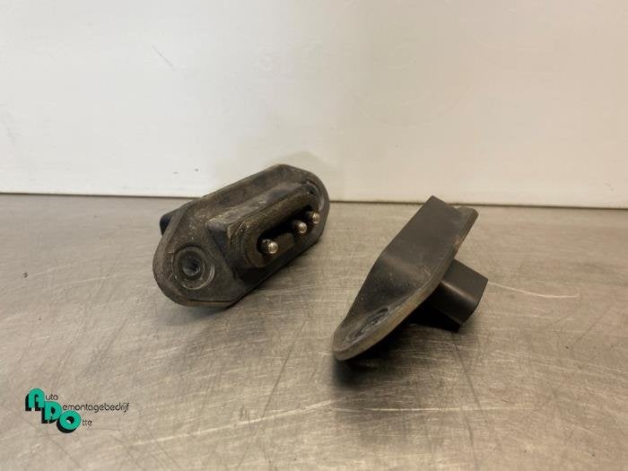 Porte coulissante commutateur d'un Ford Transit Connect (Tra, -, 3 mois de garantie, -, -
