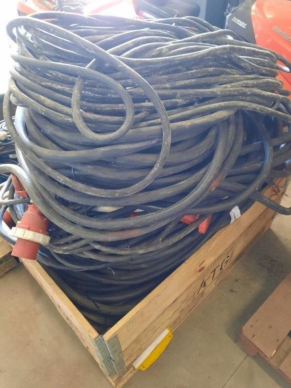 verleng kabels 220v en drijfkracht 380v, Doe-het-zelf en Bouw, Elektriciteit en Kabels, Ophalen, Gebruikt, Kabel of Snoer