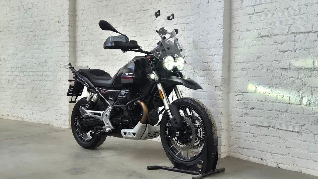 Moto Guzzi V85TT V85 100th Anniversary Edition @motomobilia, 2 cilinders, Bedrijf, Meer dan 35 kW, Toermotor