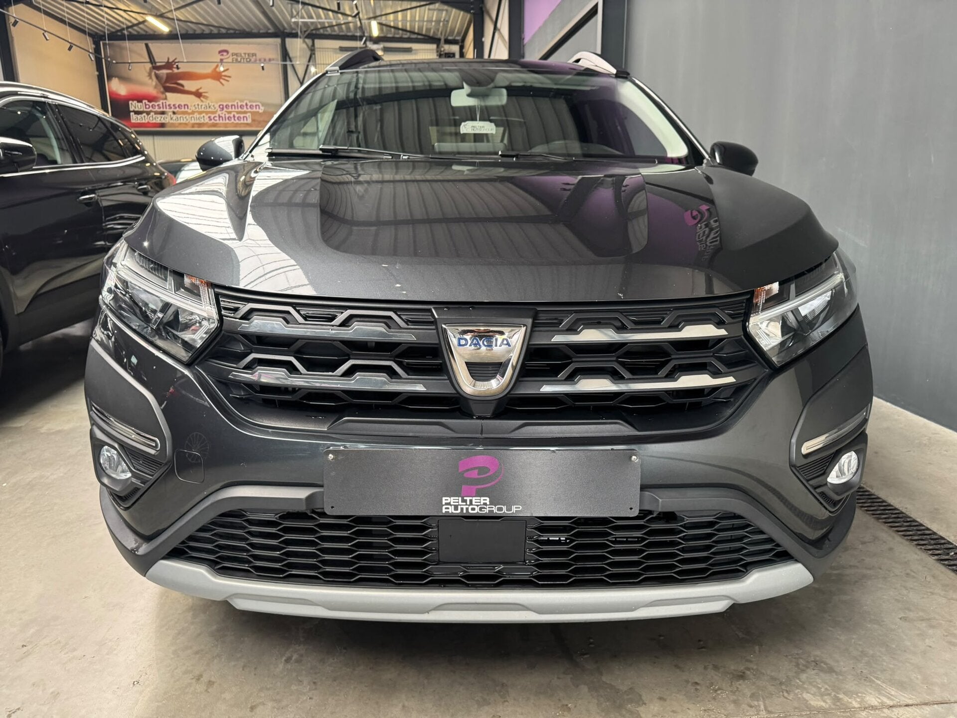 Dacia Jogger 1.0TCe 7-Zitplaats CarPlay Camera Trekhaak, Autos, 0 kg, Argent ou Gris, Achat, Euro 6