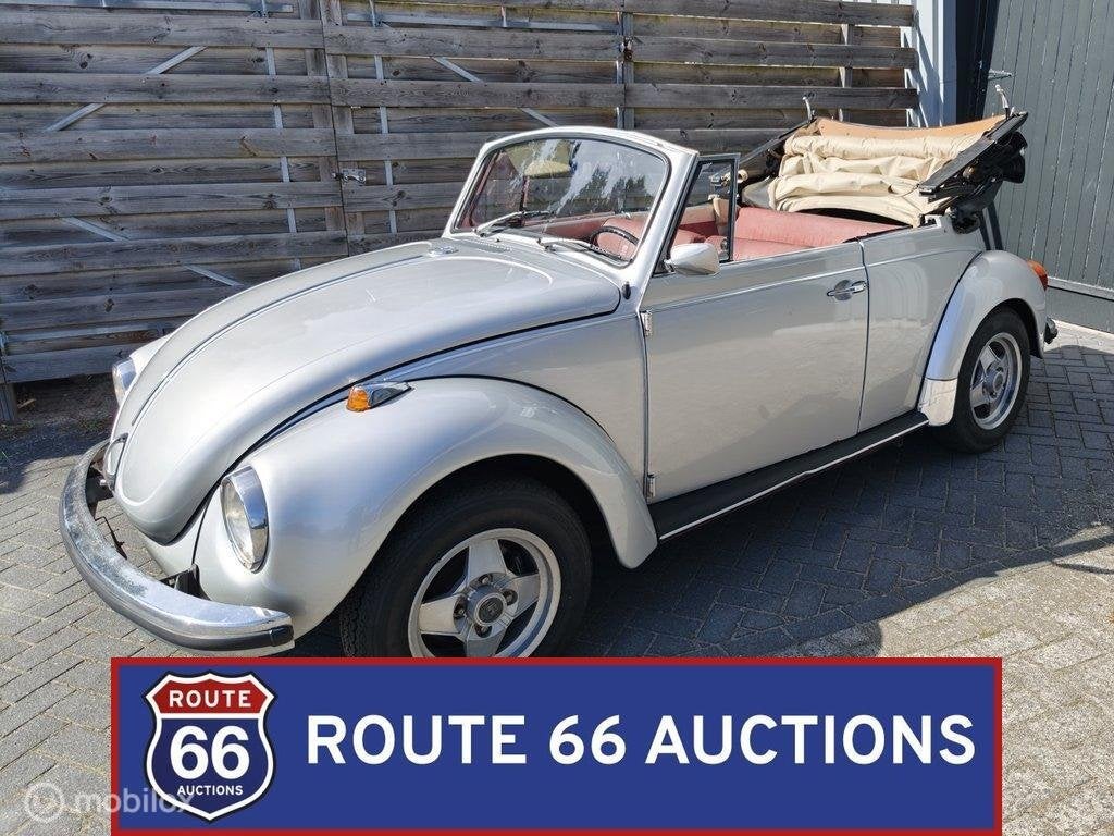 Volkswagen Beetle Cabriolet | 1972 | Route 66 Auctions, Auto's, Volkswagen, Zwart, Bedrijf, Handgeschakeld