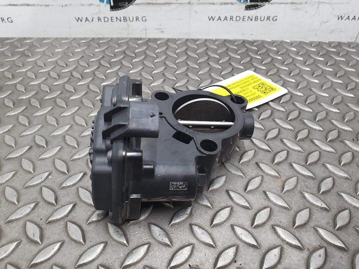 BMW 3 SERIES GASKLEPHUIS 13548512452 2020, Ophalen of Verzenden, Gebruikt, ARN erkend