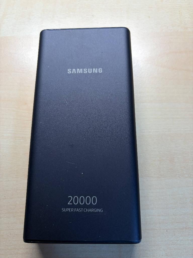 Batterie externe Samsung 20 000 mAh charge Ultra Rapide 25W, Télécoms, Batteries externes, Envoi, Utilisé, Samsung