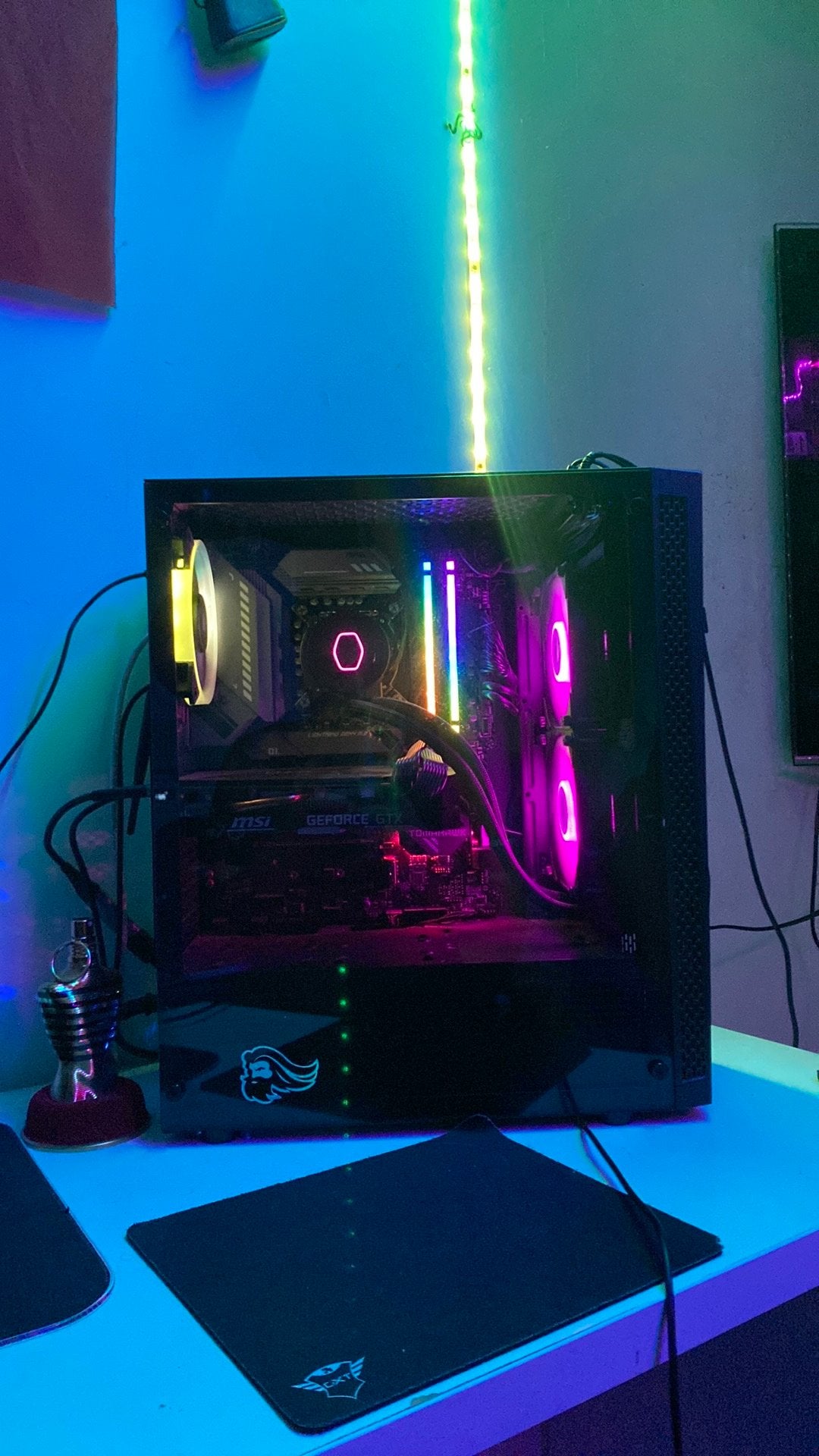 Gaming PC + Gaming Stuur + Monitor + 2 Muizen + Keyboard, Ophalen, Zo goed als nieuw, Gaming, SSD