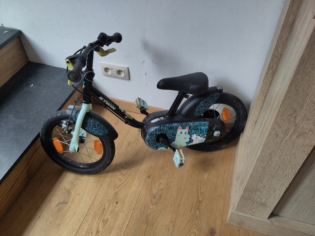 Vélo enfant B'Twin 500 Mini Monsters 14" (3-5 ans), Vélos & Vélomoteurs, Frein sur jante, Stabilisateurs, Enlèvement, Utilisé