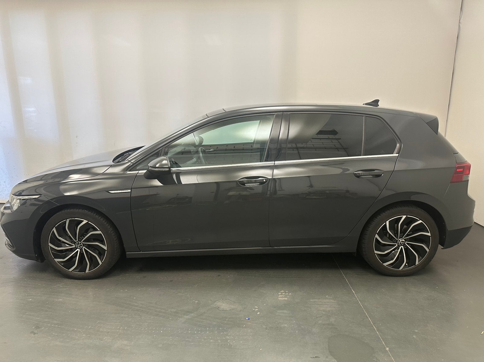 Volkswagen Golf 8, Autos, Argent ou Gris, Achat, Commande vocale, 5 portes