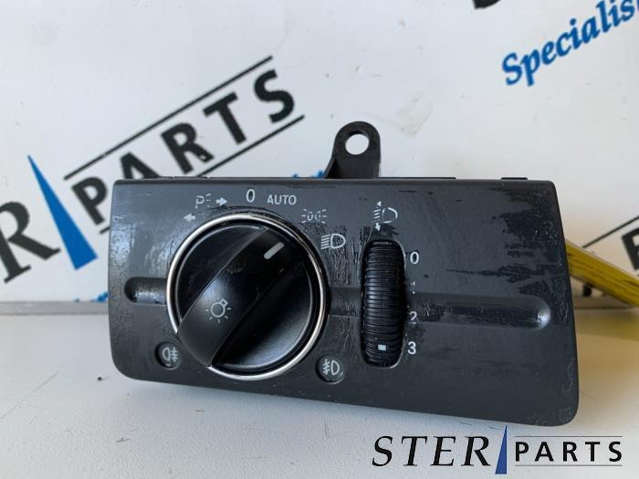 Licht Schakelaar van een Mercedes E-Klasse, Gebruikt, -, Ophalen of Verzenden, -