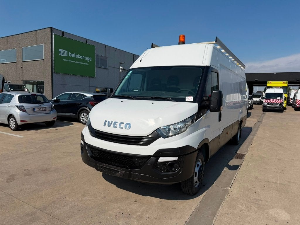 Iveco Daily 35c14 (Numéro de stock 07626), Achat, Entreprise, Boîte manuelle, Diesel