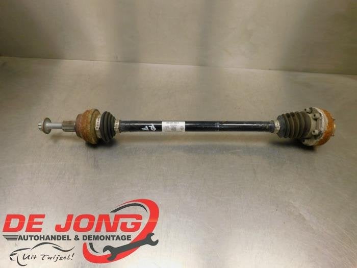 Arbre de transmission arrière droit d'un Volkswagen Golf, Autos : Pièces & Accessoires, Volkswagen, -, 3 mois de garantie, Utilisé