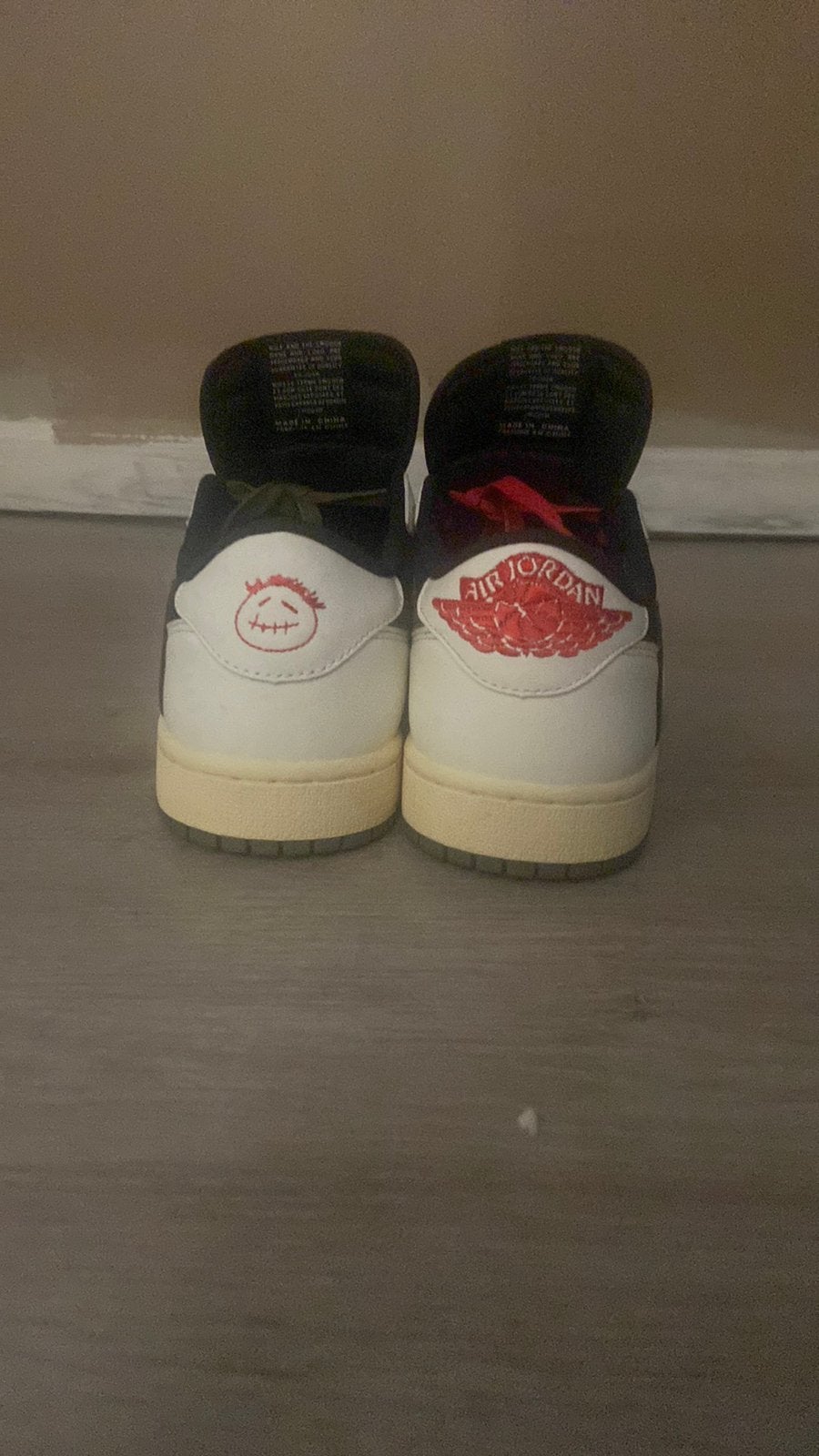 Travis scott jordan 1 retro low OG SP olive, Enlèvement, Comme neuf