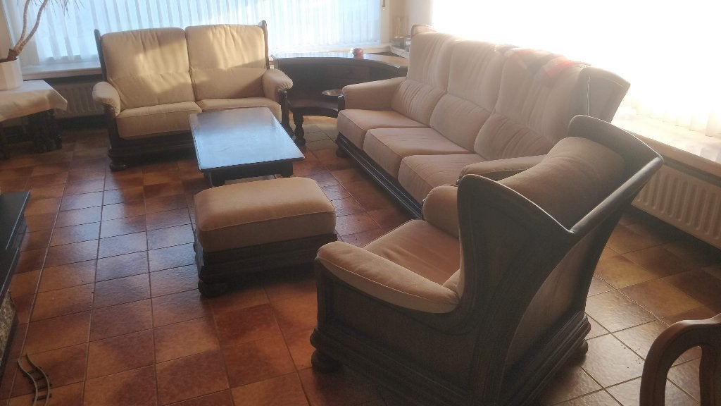 Klassiek houten salon, Ophalen