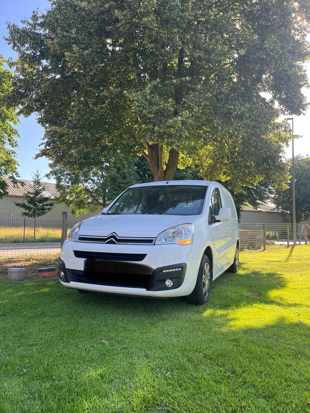 Citroën Berlingo Euro 6, Auto's, Voorwielaandrijving, Stof, Citroën, Wit