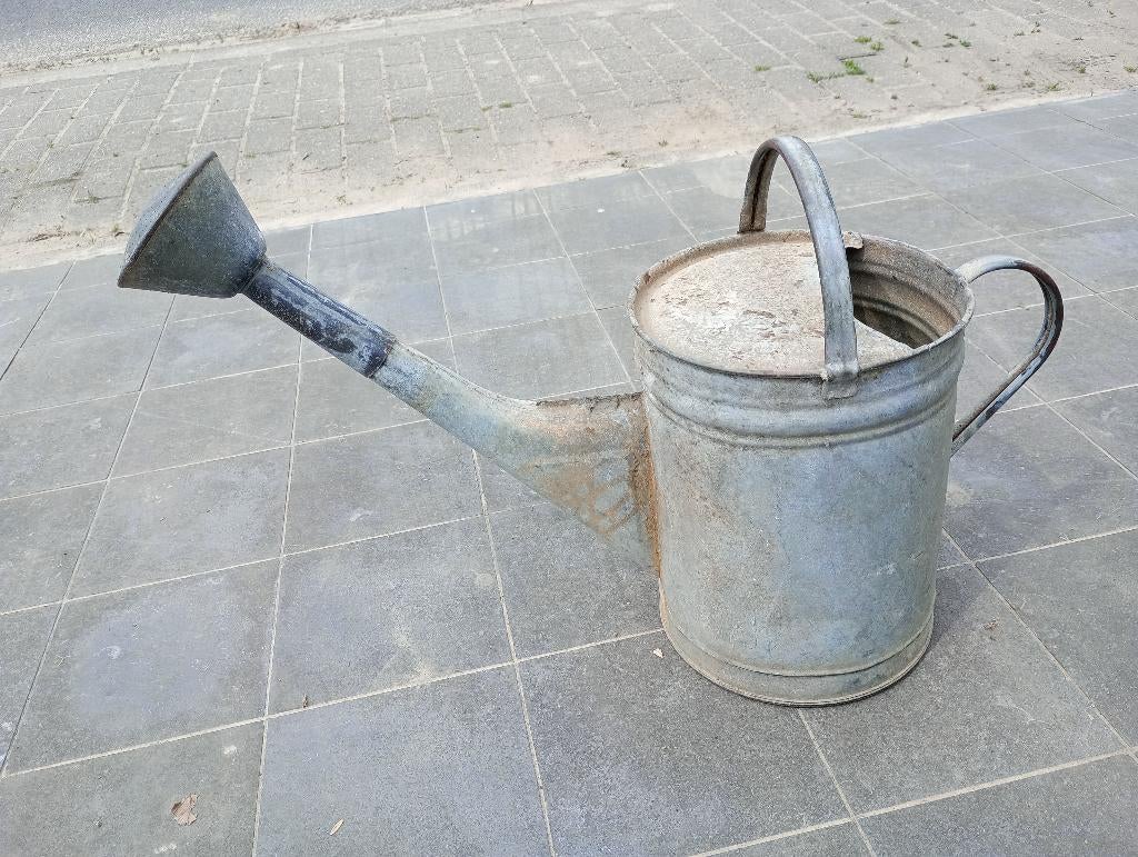 Ancien arrosoir en zinc, Enlèvement, Utilisé, Métal