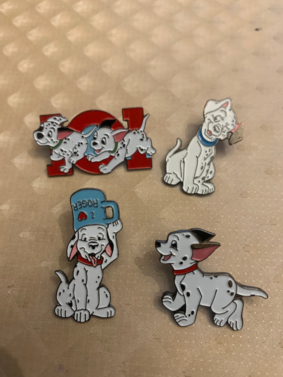 Lot van 4 pins van Disney Dalmatiërs, Ophalen of Verzenden, Zo goed als nieuw