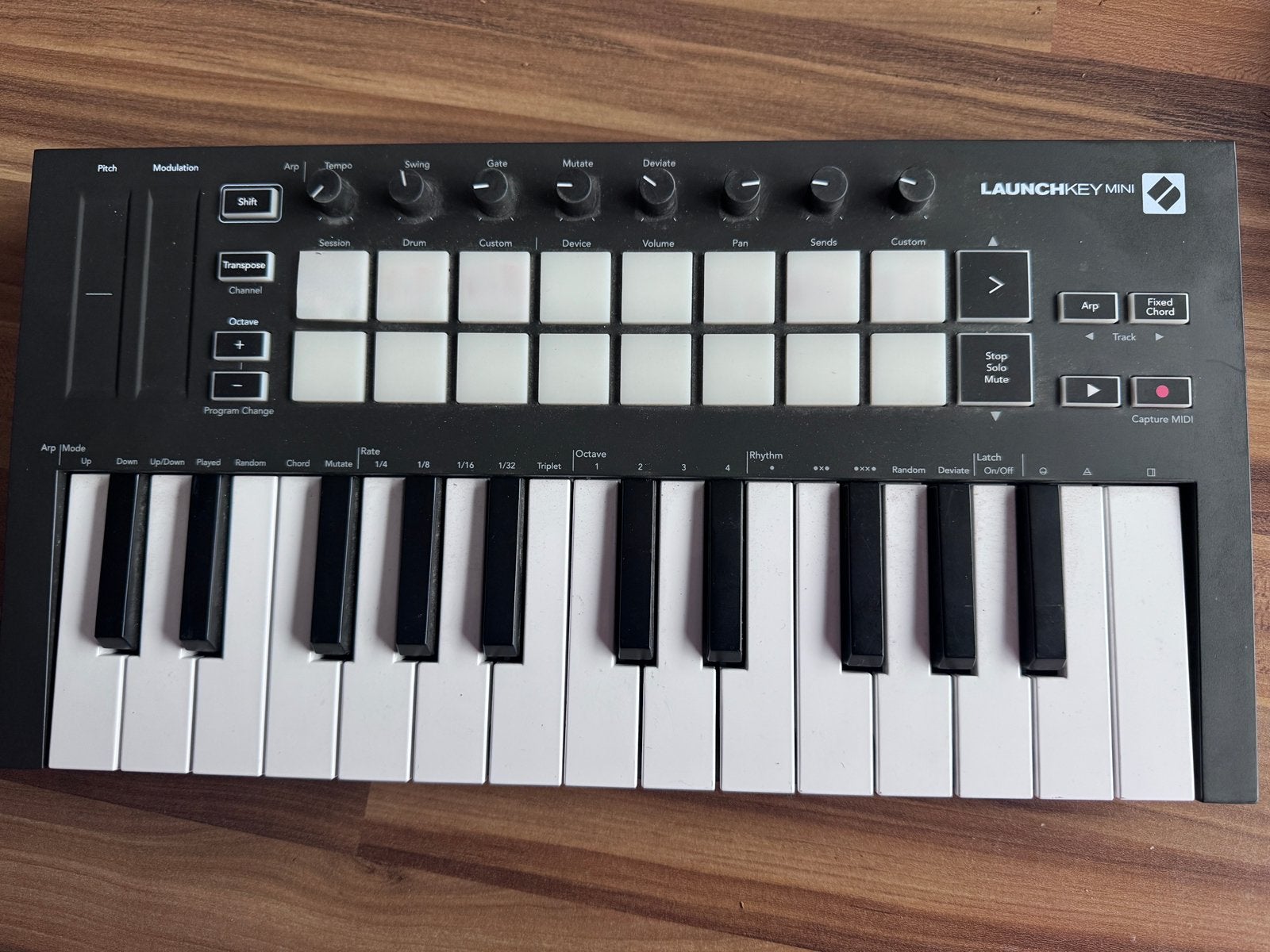 Novation Launchkey mini mk3, Ophalen, Zo goed als nieuw