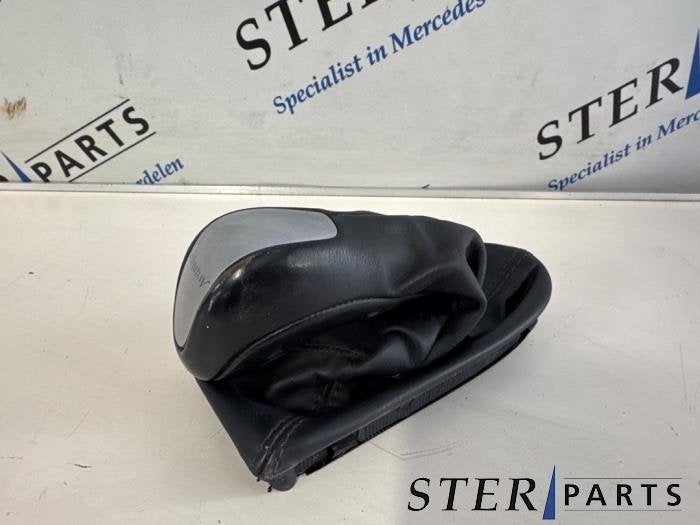 Enveloppe levier de vitesse d'un Mercedes E-Klasse, 3 mois de garantie, Utilisé, -, -