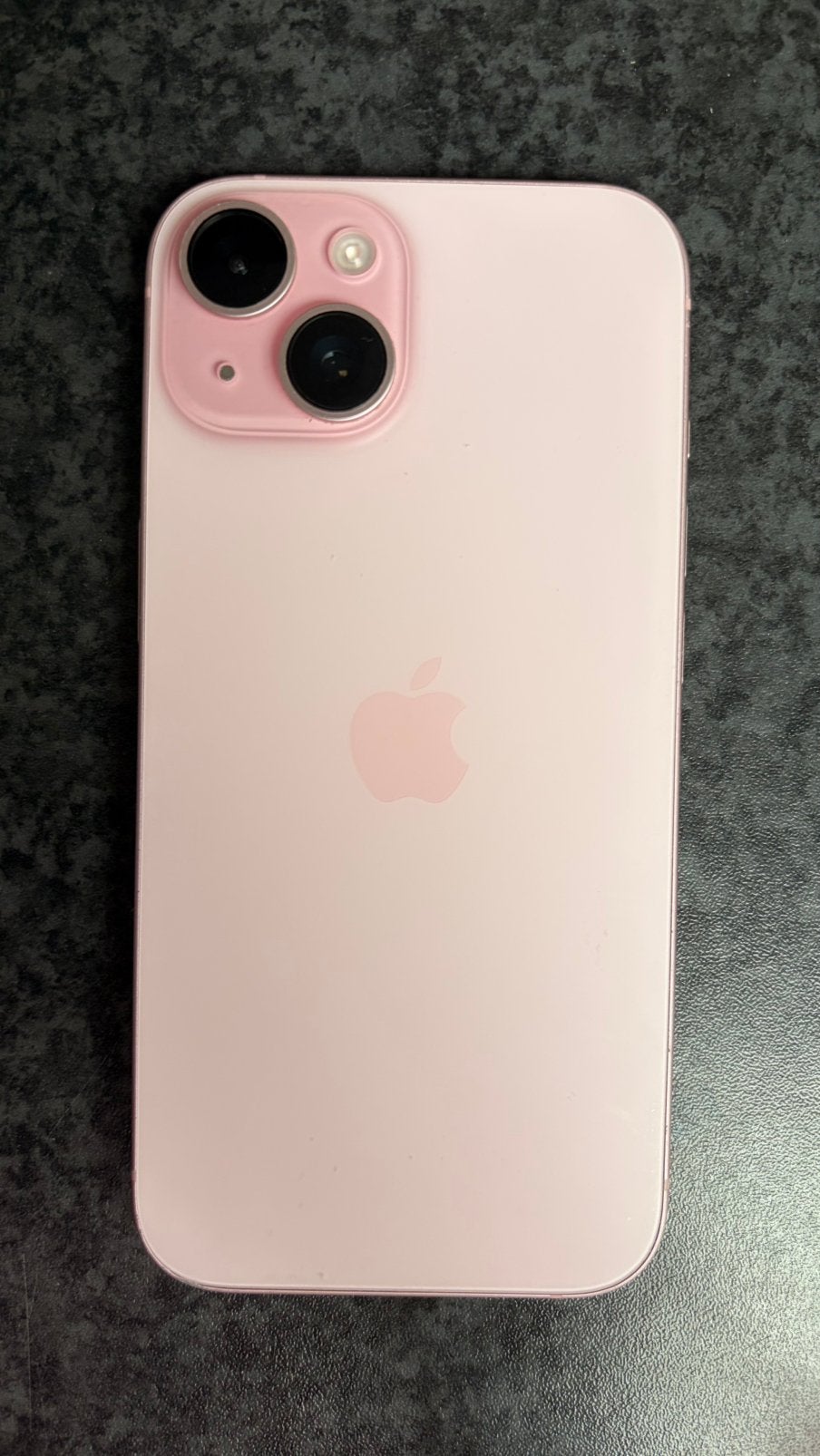 iPhone 15 rose/pink 128 Go, Télécoms, Téléphonie mobile | Apple iPhone, 128 GB, IPhone 15, Rose, Comme neuf