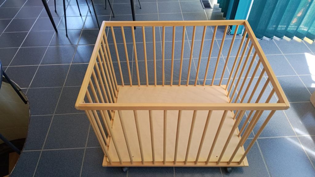 Kinderpark, Kinderen en Baby's, Babyparken, Ophalen, Zo goed als nieuw, Rechthoekig, Wieltjes