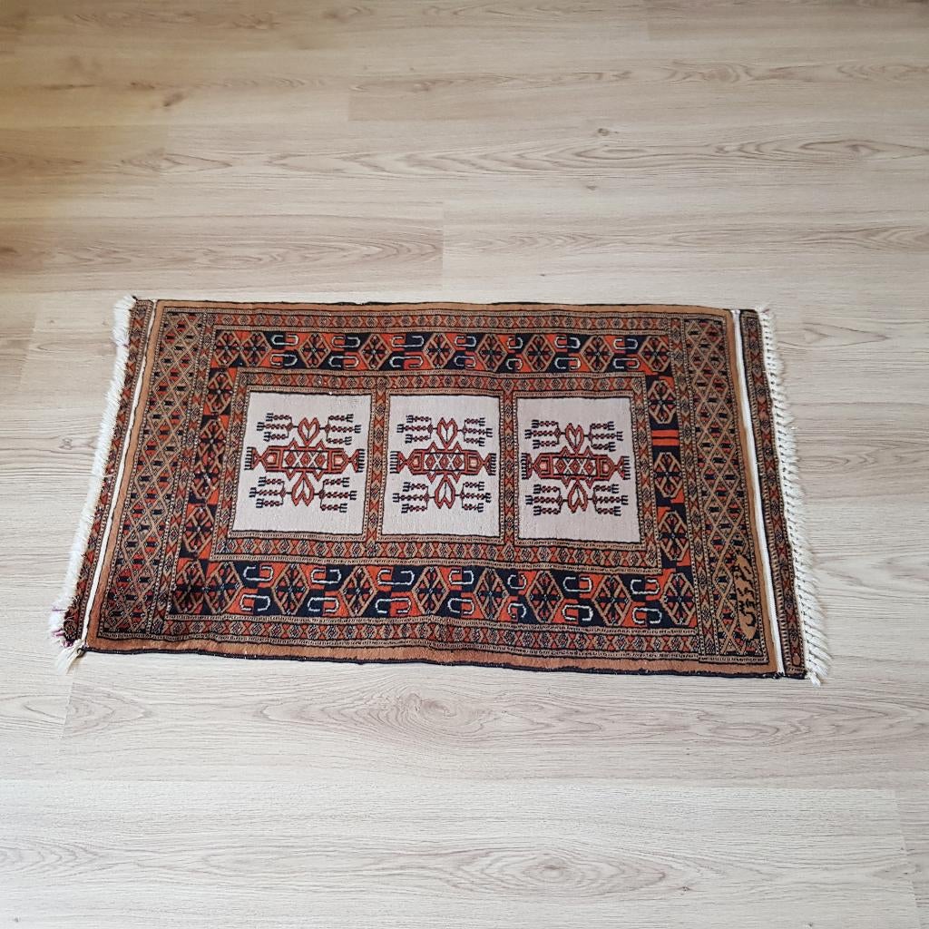 klein Perzisch tapijt, 100 tot 150 cm, Zo goed als nieuw, Rechthoekig, Zwart